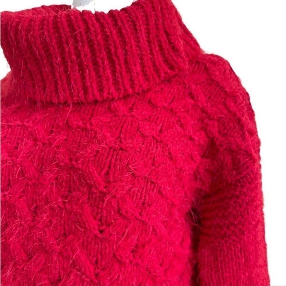 Anthropologie sleeping on snow red Torridon chunky cable eyelash knit sweater S - Picture 11 of 12